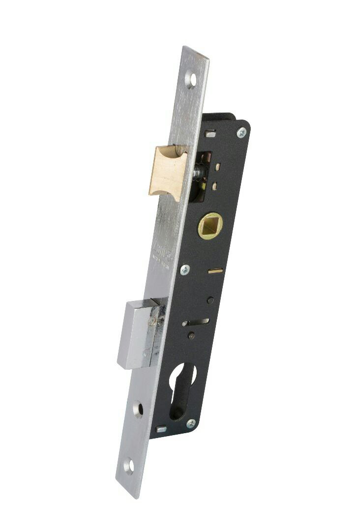 3.5 سوییچی زانیس