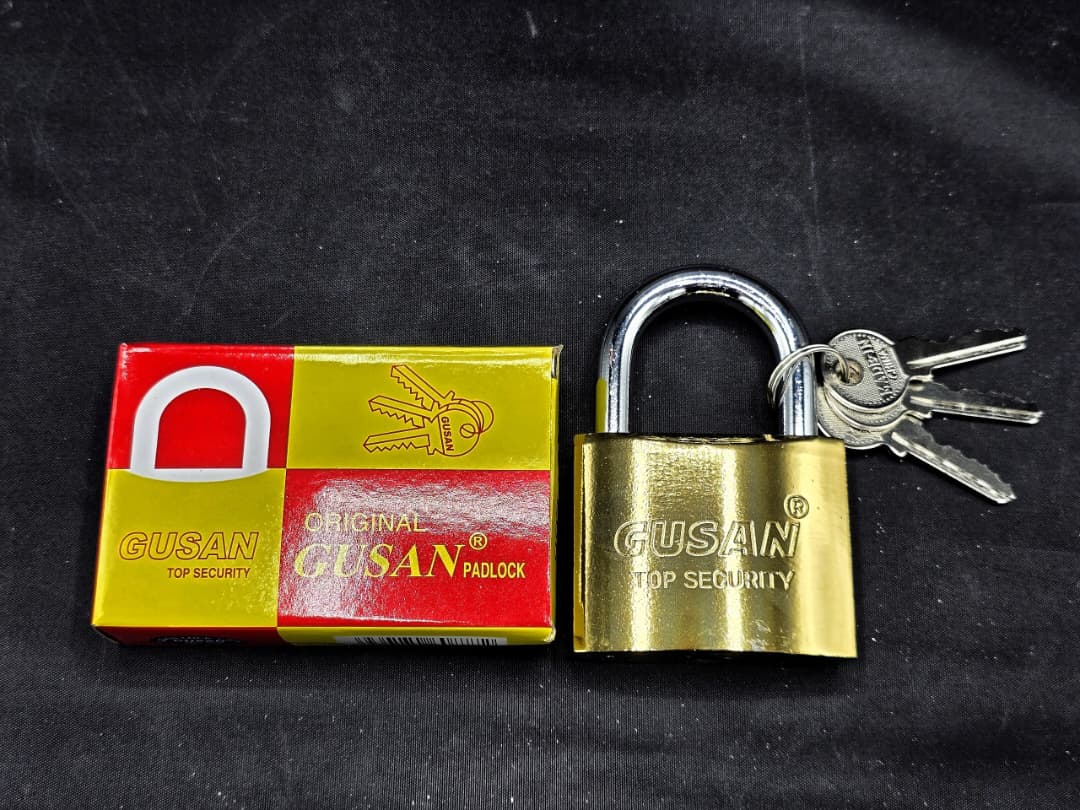 قفل اویز زرد سایز50